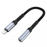 Преходник BWOO audio adapter cable BZ48 aux 3,5 mm to lightning Черен