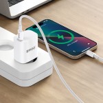 Зарядно за телефон или таблет BWOO CDA159 PD wall charger 20W 1x USB-C port + USB-C кабел, Бяло